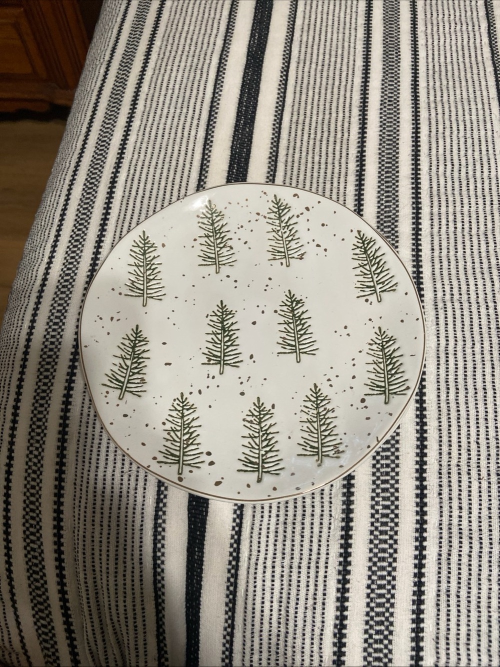 Potter’s Studio SET OF TWO White Ceramic Salad Plate with Green Gold Tree